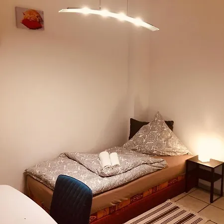 Apartment Messe & Ferien
